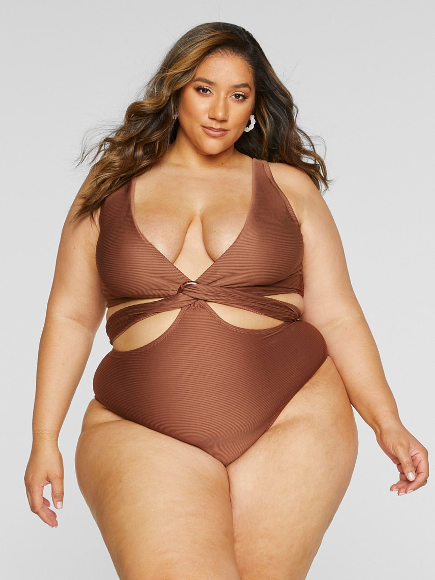 #color_BROWN