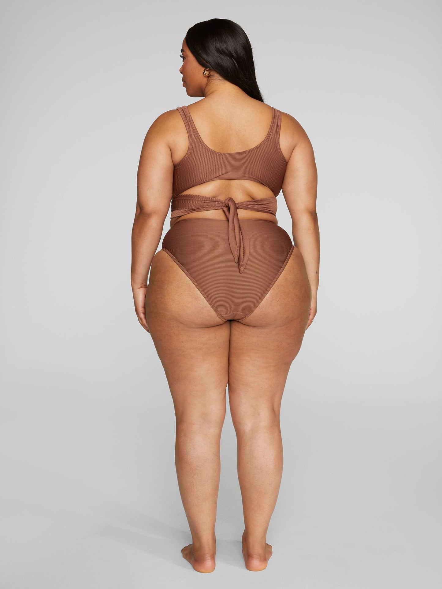 #color_BROWN