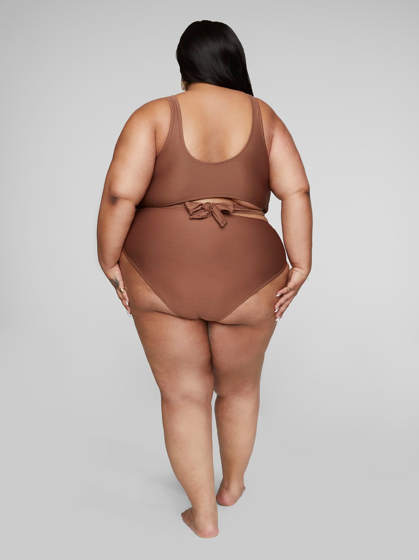 #color_BROWN