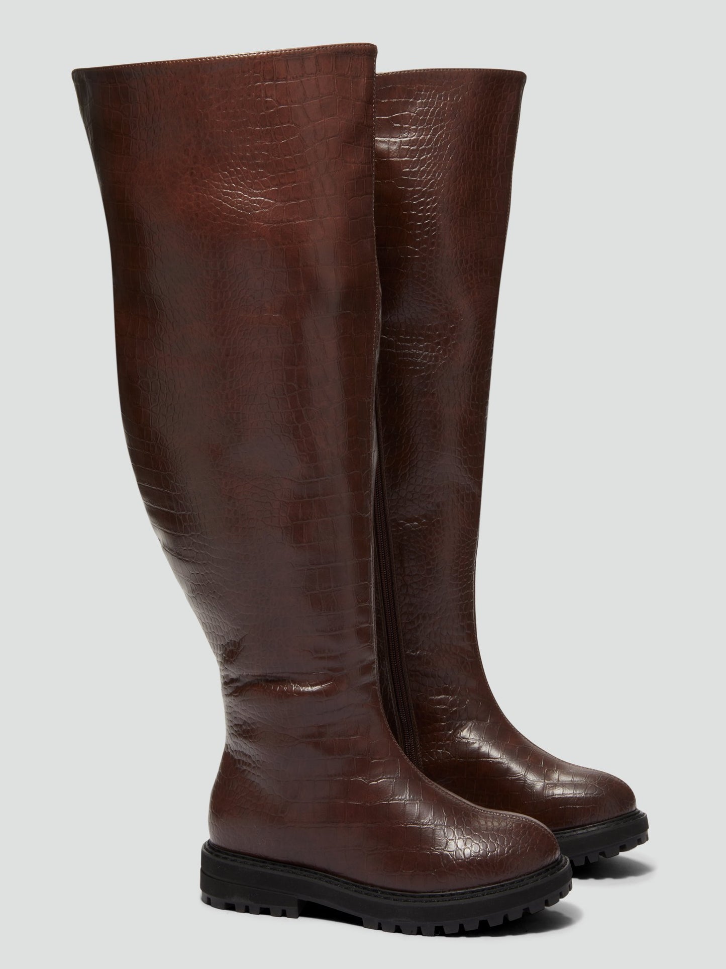 #color_BROWN